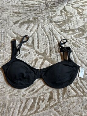 Black Underwire Bra with Adjustable Straps - Old Navy